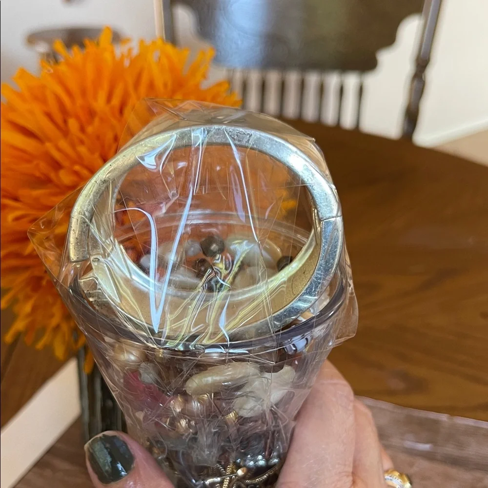 Mistery Jewerly Jar - Picture 5 of 5